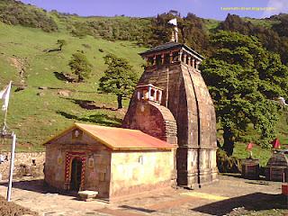 Madmaheshwar Temple