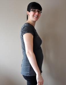 19 Weeks and Keeping it Under Wraps