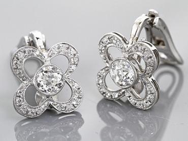 Engagment Rings Direct vintage style platinum diamond earrings from the Royal T collection