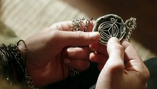 The Secret Circle 1x13: Medallion