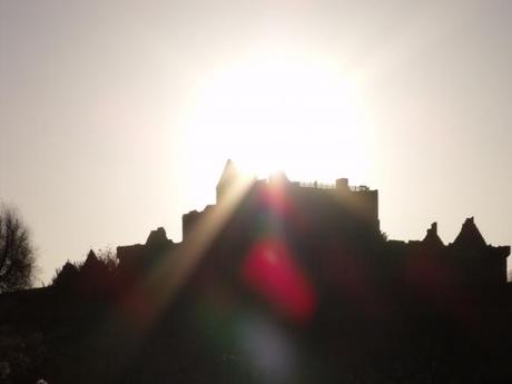 Craigmillar Castle, Mixing business and pleasure, Edinburgh