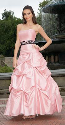 Pink Wedding Dresses Are Popular