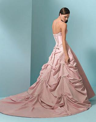 Pink Wedding Dresses Are Popular