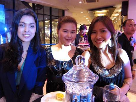 Meeting Benefit Cosmetics’ Princesses, Maggie & Annie Ford Danielson in Manila!