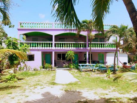 Spotlight: Hostel La Vista - My Favorite Hostel in San Pedro, Belize