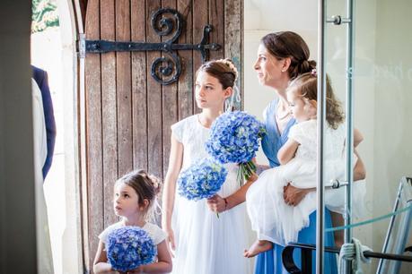 Bridesmaids Metting bride at church