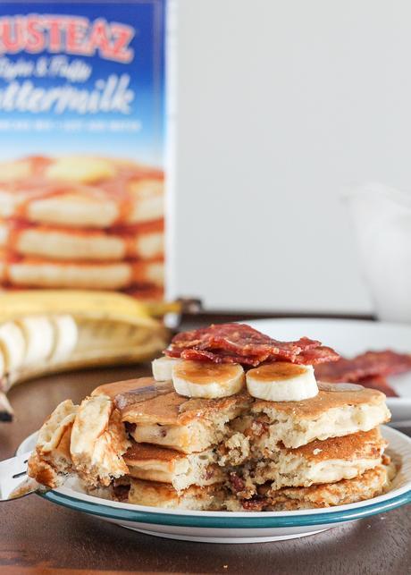 These Elvis Pancakes are banana peanut butter pancakes stuffed with peanut butter and bacon. These are the ultimate breakfast treat - made with only 4 ingredients!