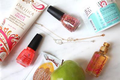 Random August Favorites (Plus a Few Beauty Bits) - Food, Jewelry, Apps & More!