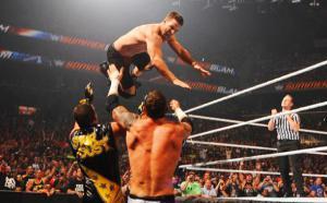 stephen-amell-on-summerslam_612x380