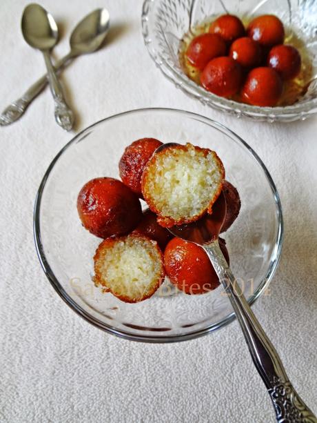 Khova/Mawa Gulab Jamun