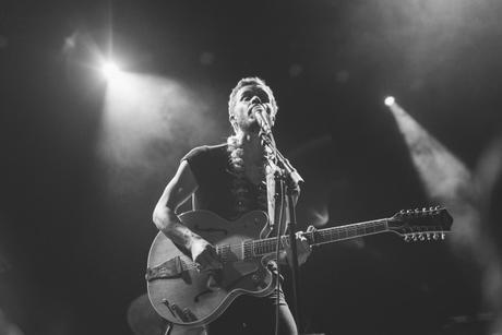 The Tallest Man On Earth Brought Huge Energy to Chicago [Photos]
