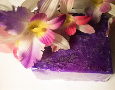 IHA Lavender Antiseptic Bathing Bar Review