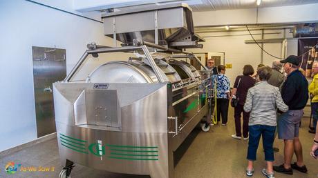 Cruise passengers tour a Mosel winery.