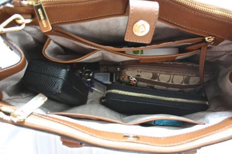 An Organized Handbag