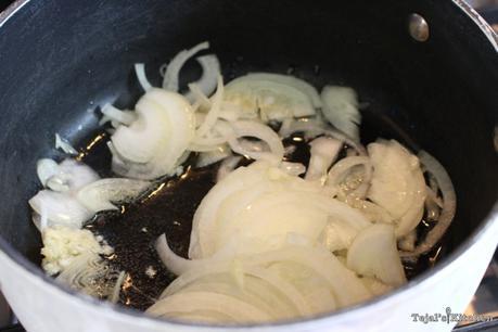 Sunflower Seed Wholemeal Bread & Carrot Pepper Tomato Soup