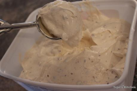 Pizookie & Banana Choc Chip Ice Cream Pizookie & Banana Choc Chip Ice Cream