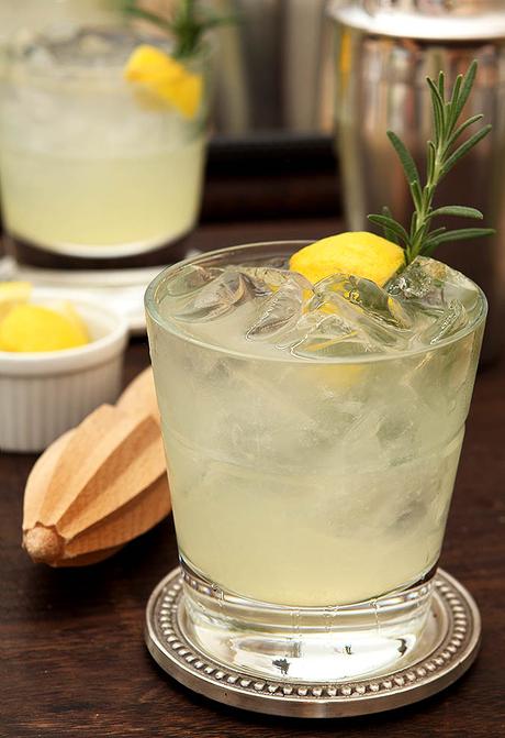 The Ophelia Cocktail – Gin, Lemon and Rosemary