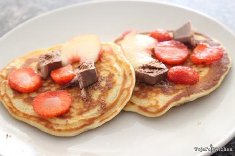 Eggless Fluffy Pancakes