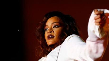Rihanna Performs In Chile