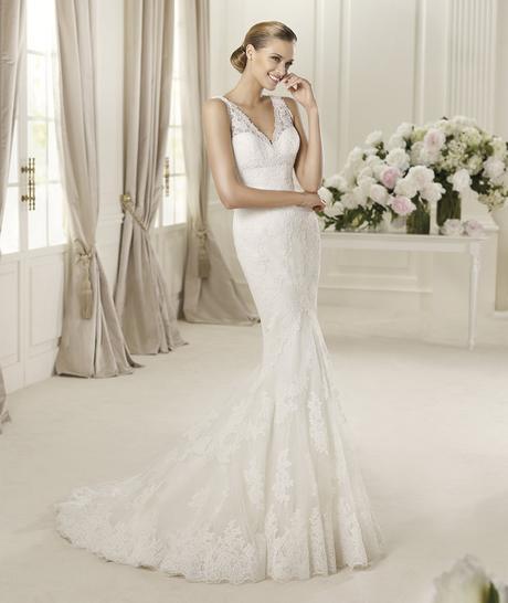 Exquisite Lace Sweep/brush Train Trumpet/mermaid Straps V-neck Wedding Dresses-1