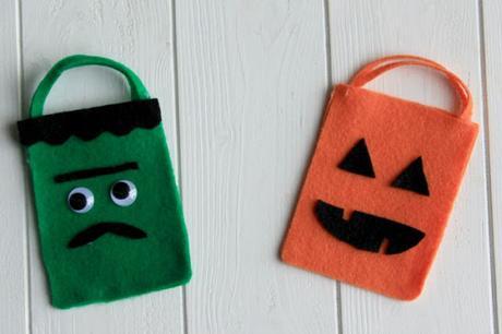 Scare up some silly fun this Halloween with these easy to make treat bags! #TrickOrSweet #ad