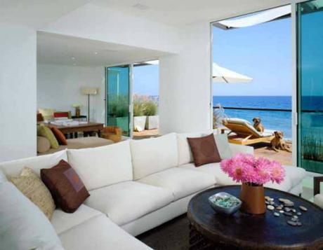 Rooms With An Ocean View