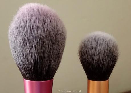 Real Techniques by Sam n Nic Chapman Blush Brush Review Prices Comparison to Contour brush