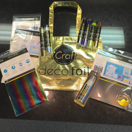 Deco Foil Prize Package