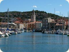 Muggia is a handkerchief in a handkerchief, on the border of everything.