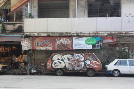 Taken on September 20, 2015 near Khlong Toei.