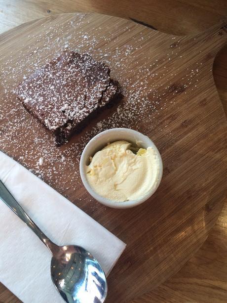 Chocolate brownie with clotted cream, The Stable Winchester