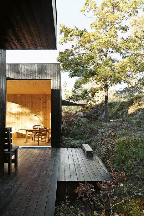 compact cabin exterior deck 