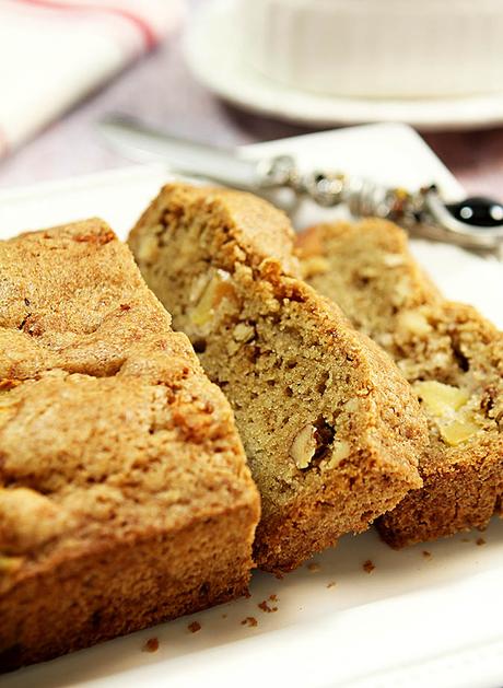 Apple and Walnut Bread