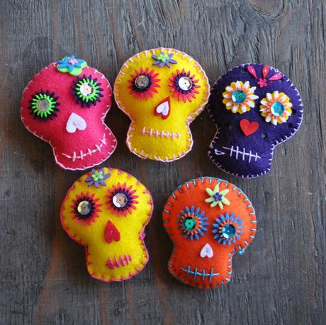 Easy DIY: Embroided Felt Sugar Skulls