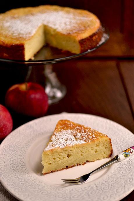 Apple and Ricotta Cake