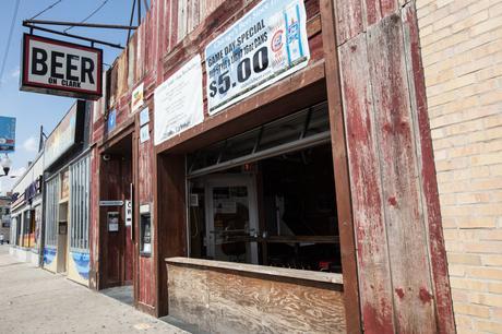 Here’s Where You Need to Celebrate Each Cubs Playoff Win Beer