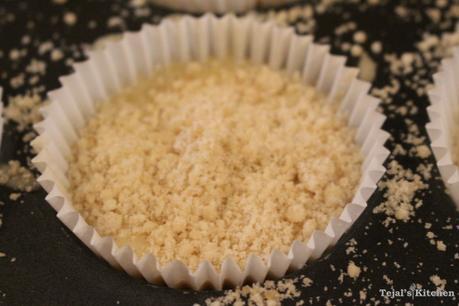 Mango Blackberry Crumble Muffins Mango Blackberry Crumble Muffins