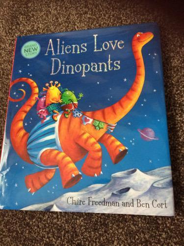 Aliens love Dinopants