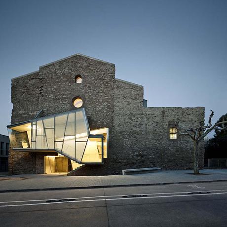 Modern religious architecture like the St. Francesc facade