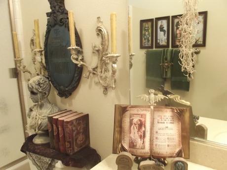 bathroom halloween decoration tips advice how to ideas inspiration haunted mansion theme ornate scary spooky diy