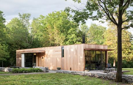 Upstate New York small sustainable retreat for Chilewich and Sultan facade