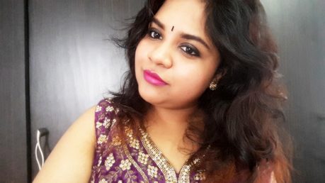 Sugar Cosmetics | Twist and Shout Fadeproof Kajal in Black Velvet
