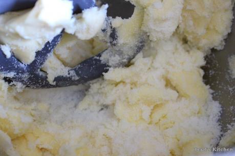 Cut out Sugar Cookies – Hello Kitty