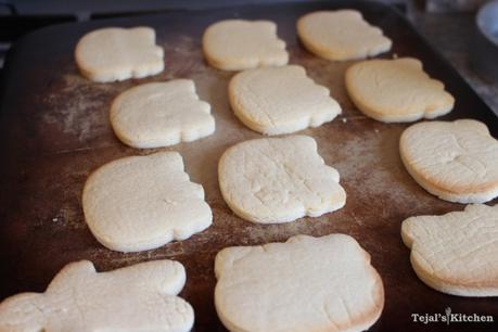 Cut out Sugar Cookies – Hello Kitty