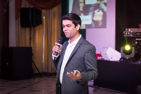 #FrizzFreeHair possible with Dabur Vatika Jasmine Hair Oil - A date with Indiblogger #FrizzFreeHair possible with Dabur Vatika Jasmine Hair Oil - A date with Indiblogger