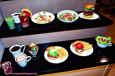 MOS Cafe Opens Their First Singapore Branch @ Raffles City