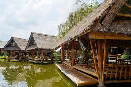 Bale Udang Mang Engking: A Must-Try Seafood Restaurant in Bali