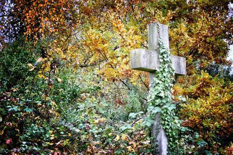 In & Around #London… Kensal Green Cemetery #HalloweenLondon