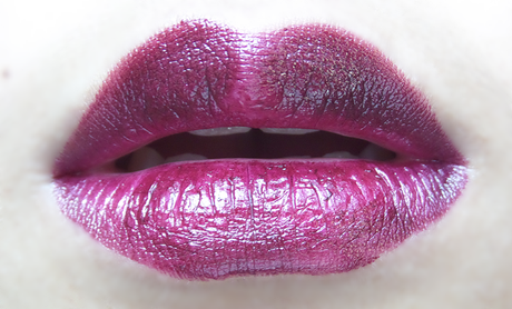 Dark, Dark Lips with Avon Totally Kissable Lipstick in Deep Orchid