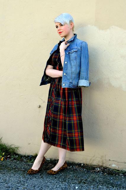 Look of the Day: Plaid Shirt Dress